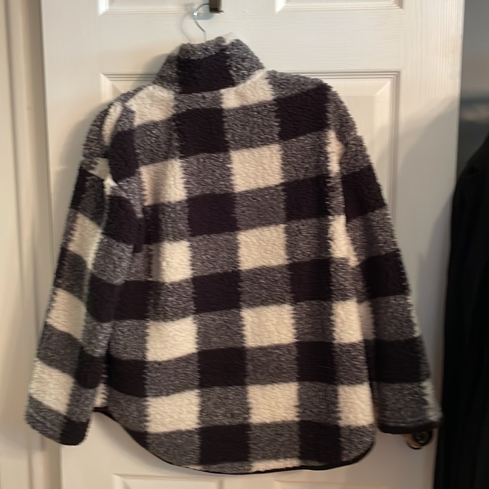 🌦️ Cozy Pullover ⛈️ - Picture 5 of 7